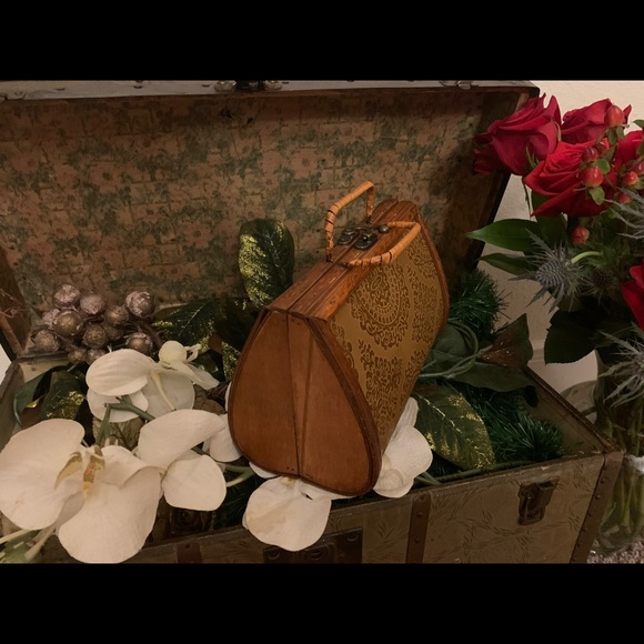 Vintage Moroccan Wooden Purse - Picture 13 of 16